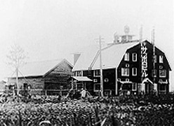 1941（昭和16）年頃の上富良野ホップ乾燥所