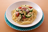 パスタの具としてもおすすめ！ゆでたてのパスタ（80g）と具（1/2量くらい）をあえて、足りなければ塩で味をととのえましょう。