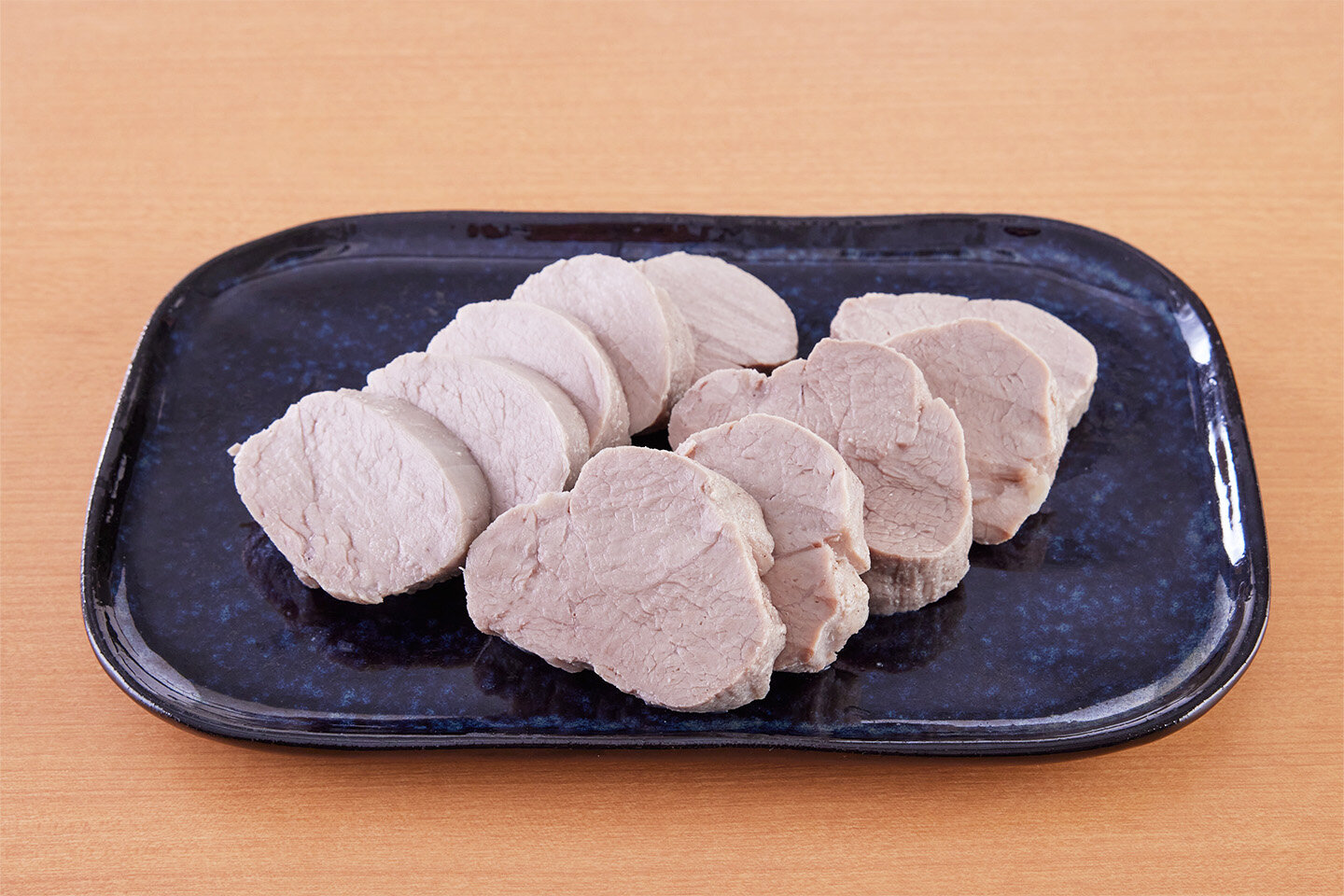 豚ひれ肉300gでも同じように作れます。食べやすく切って、サラダにしたりサンドイッチなどにどうぞ。