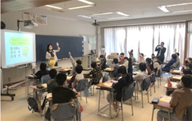 活動例：小学校出前授業の様子